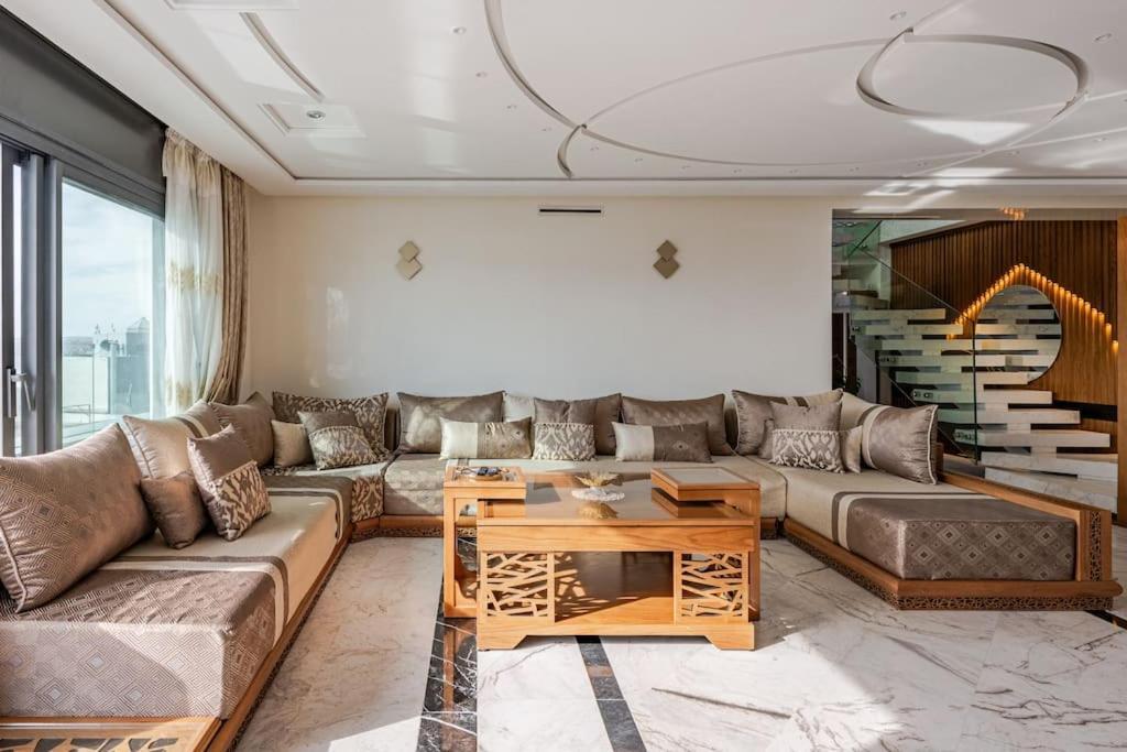 Royale Duplexe Pleine Centre Tanger Διαμέρισμα Εξωτερικό φωτογραφία