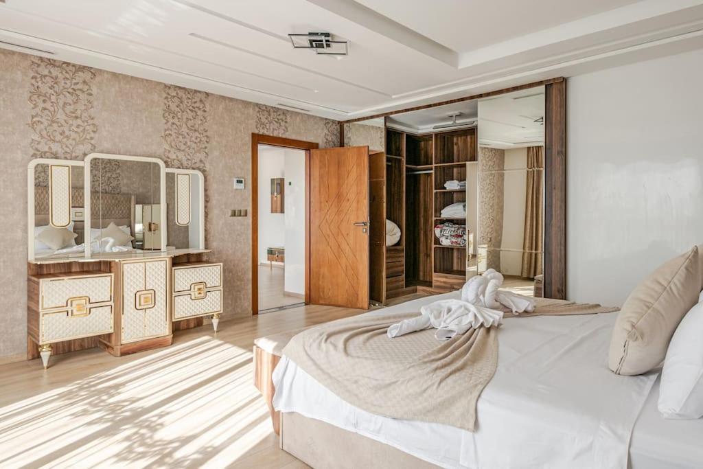 Royale Duplexe Pleine Centre Tanger Διαμέρισμα Εξωτερικό φωτογραφία